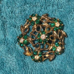 Elegant Gold and Green Floral Brooch